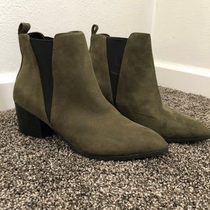 Charlotte Russe Green Boots